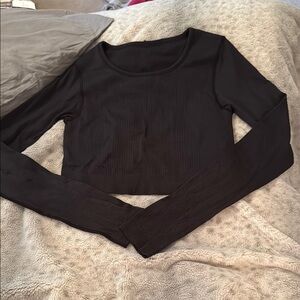 Lululemon Black Long Sleeve Crop Top
